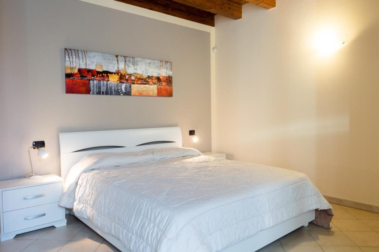 Casa Lorena Desenzano del Garda Exterior foto