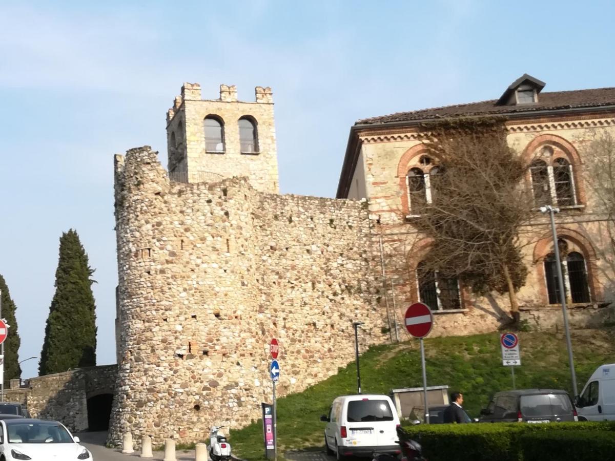 Casa Lorena Desenzano del Garda Exterior foto